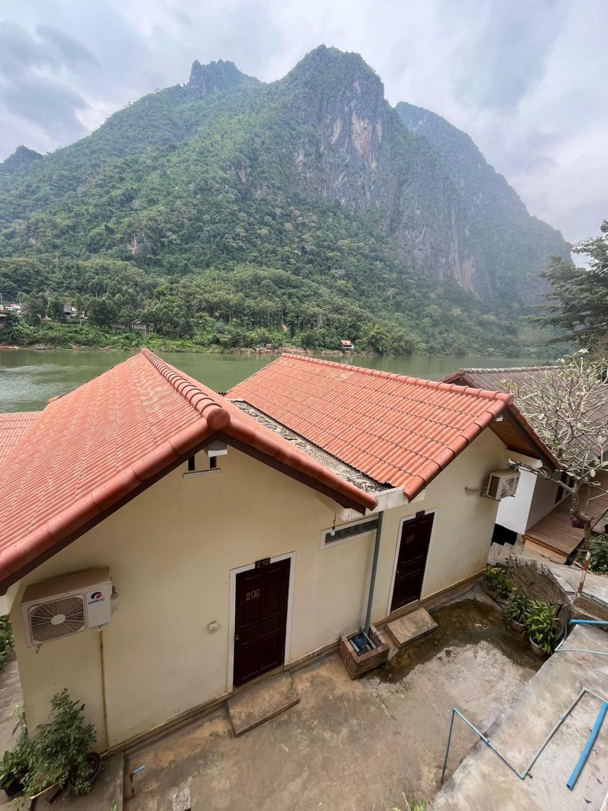 Cam U View Bungalow Hotel Nongkhiaw Exterior foto