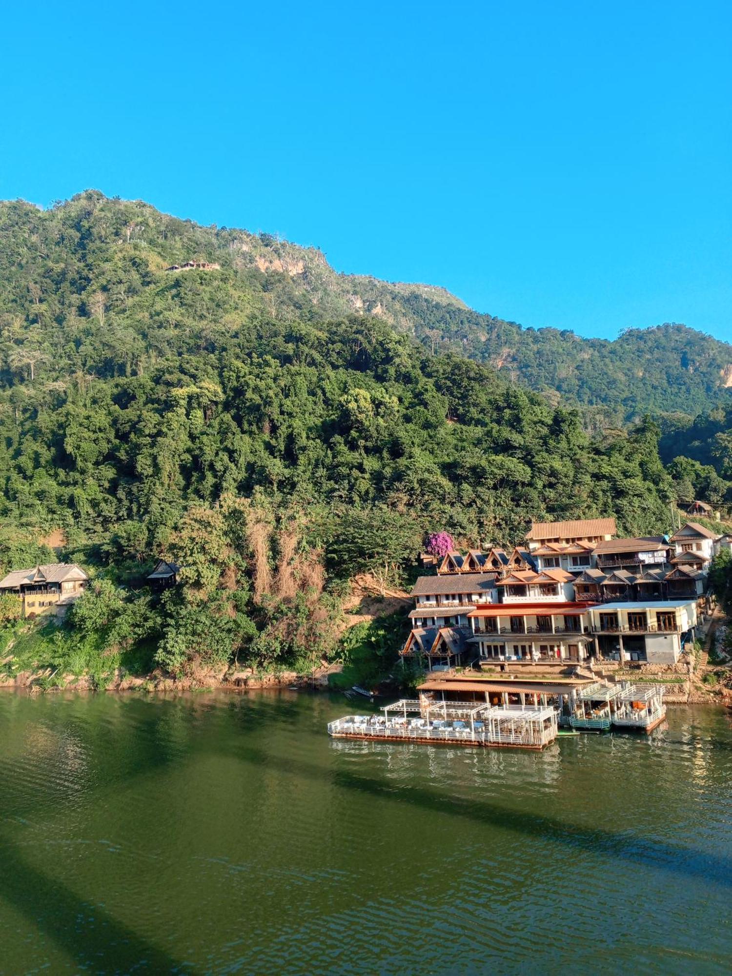 Cam U View Bungalow Hotel Nongkhiaw Exterior foto